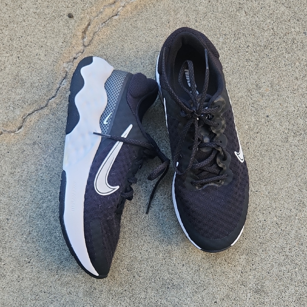 Nike renew sneakers